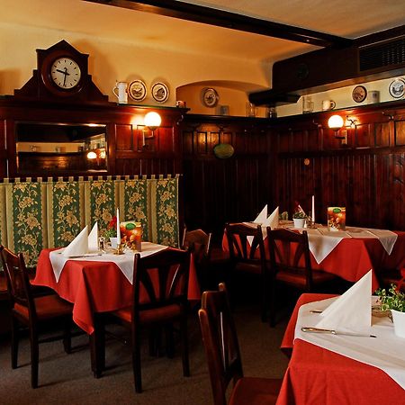 Gasthof Hotel Zweimueller Grieskirchen Esterno foto