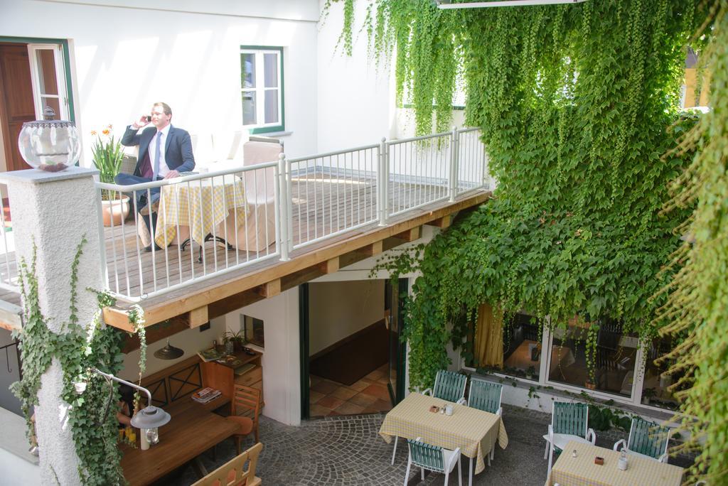 Gasthof Hotel Zweimueller Grieskirchen Esterno foto