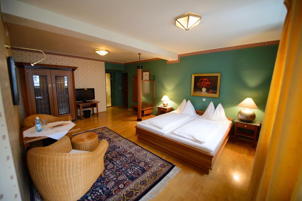 Gasthof Hotel Zweimueller Grieskirchen Camera foto